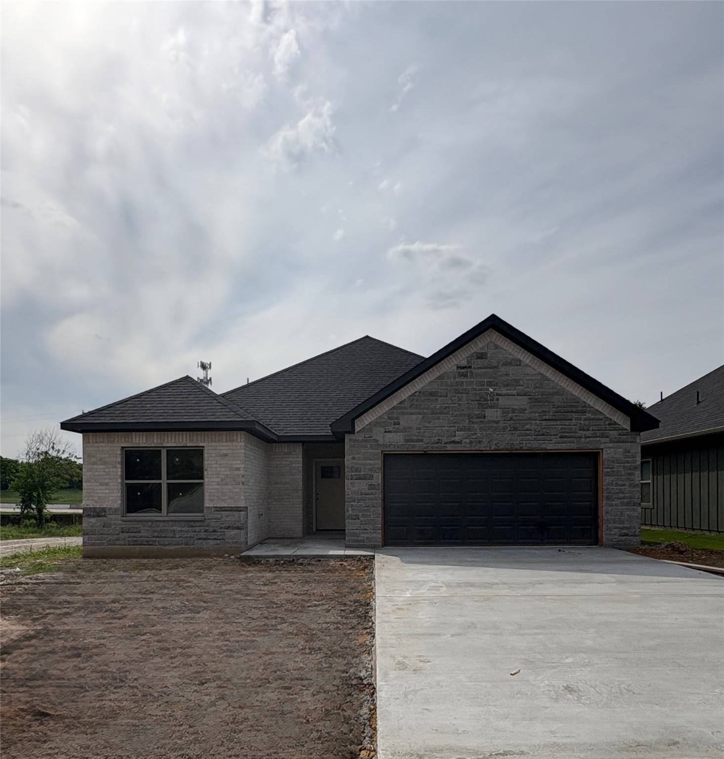 701 N College ST, West, TX 76691