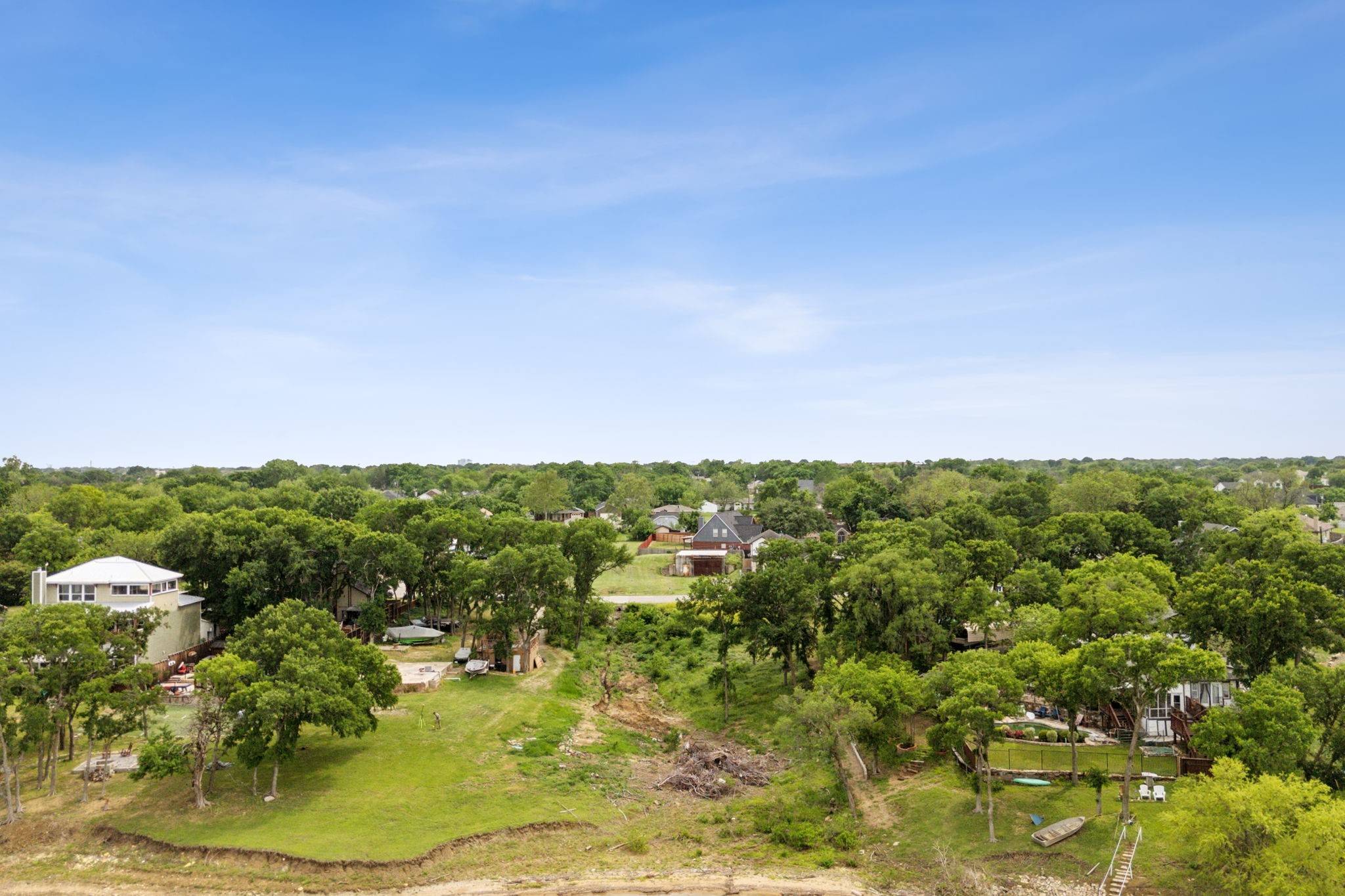 4547 N Shore DR, The Colony, TX 75056