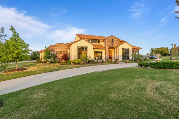 Benbrook, TX 76126,4925 Arbol CT