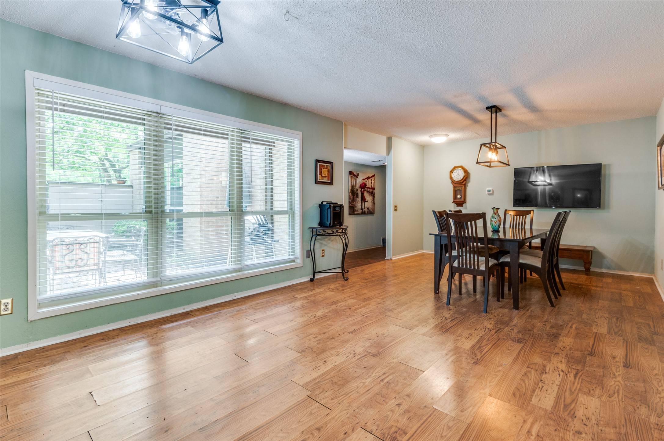 Irving, TX 75061,1809 N Macarthur BLVD