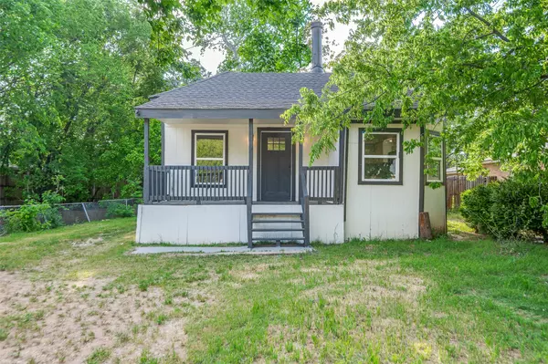 604 N East ST, Arlington, TX 76011
