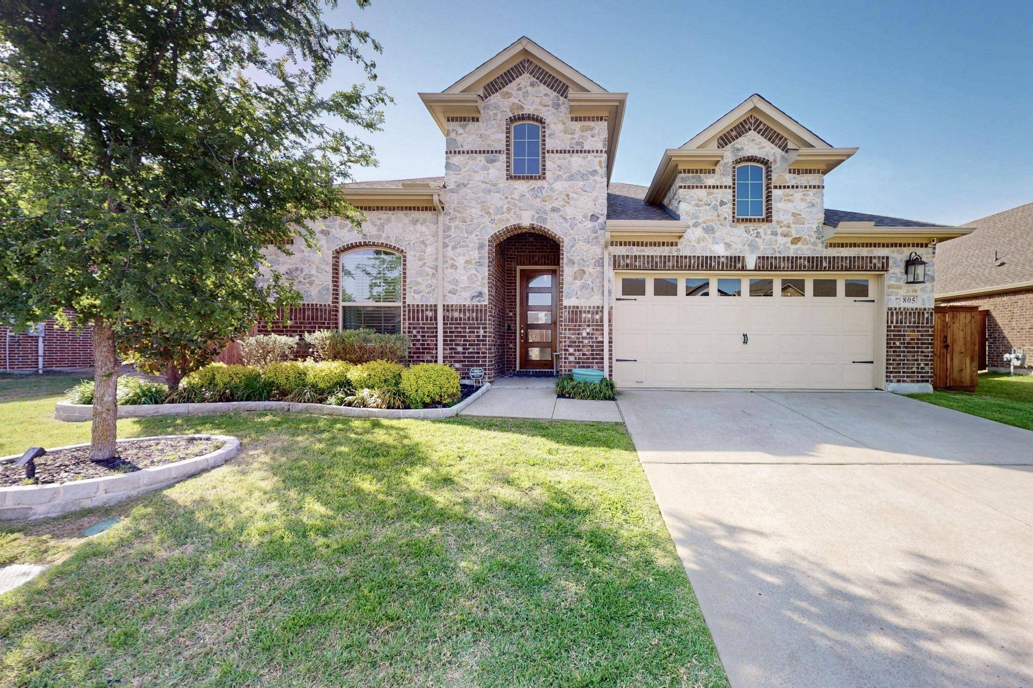 805 Lawndale ST, Celina, TX 75009