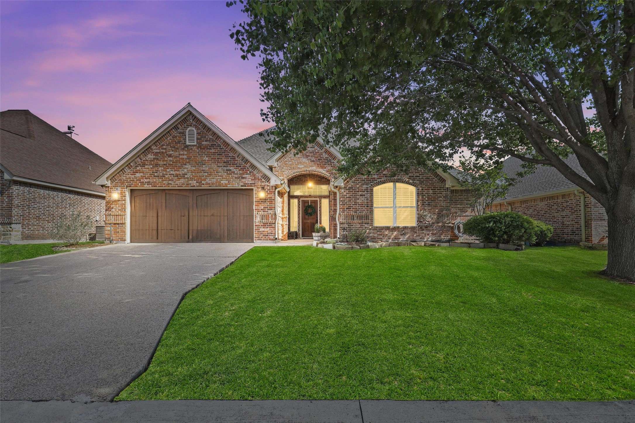 108 Olympic DR, Willow Park, TX 76008