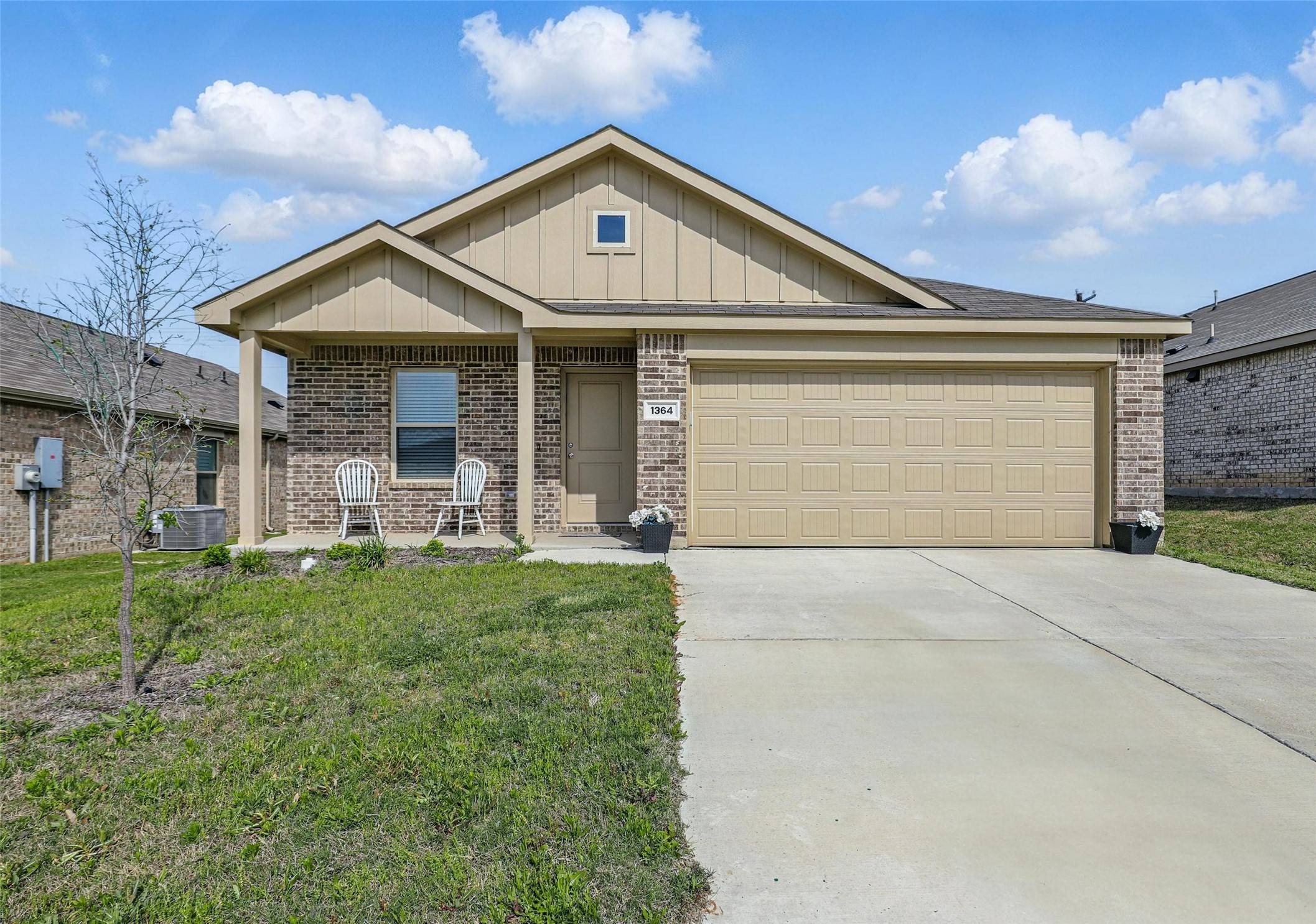 1364 Beach DR, Pelican Bay, TX 76020