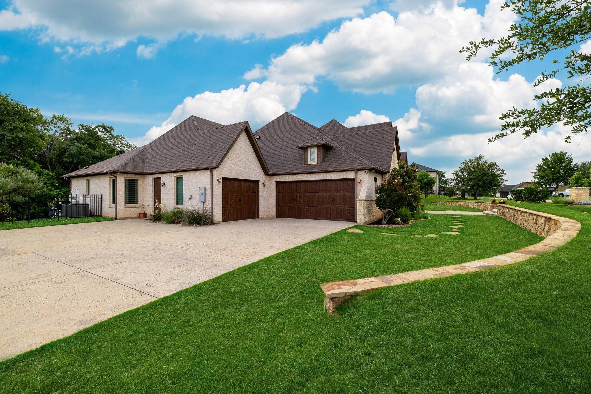 Corinth, TX 76210,3803 Lake Cove CT