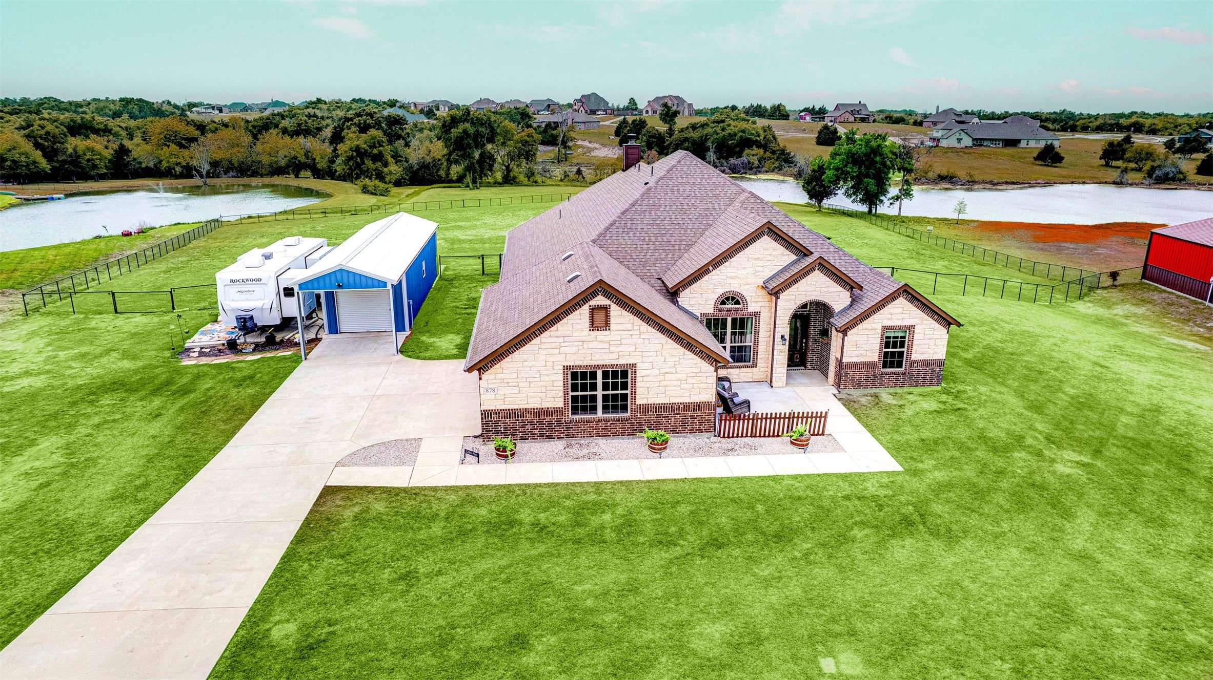 878 Colina Pkwy, Farmersville, TX 75442