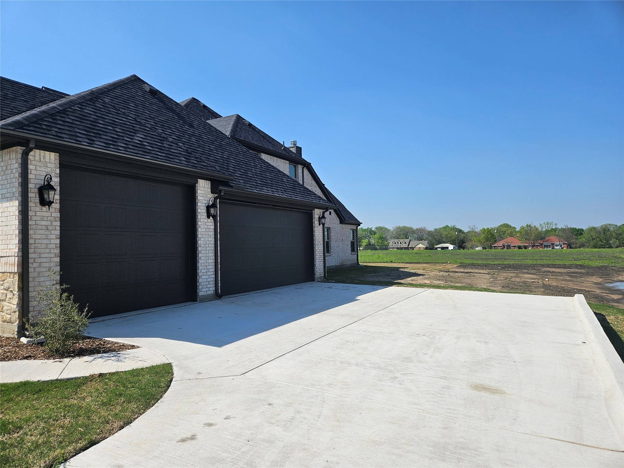 Trenton, TX 75490,380 Magnolia CT