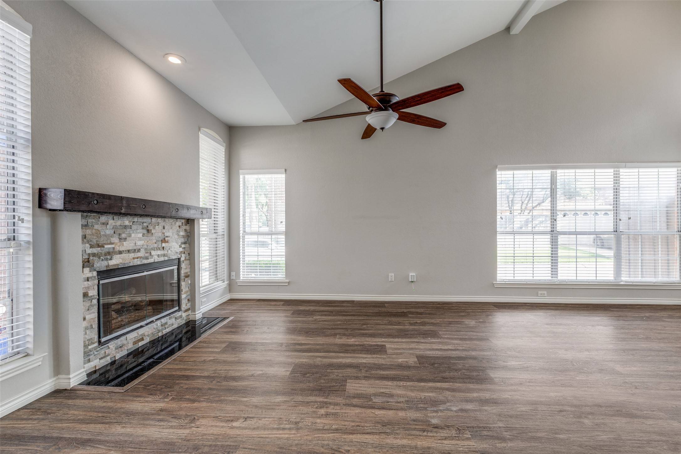 Euless, TX 76039,397 Arbor Crest LN
