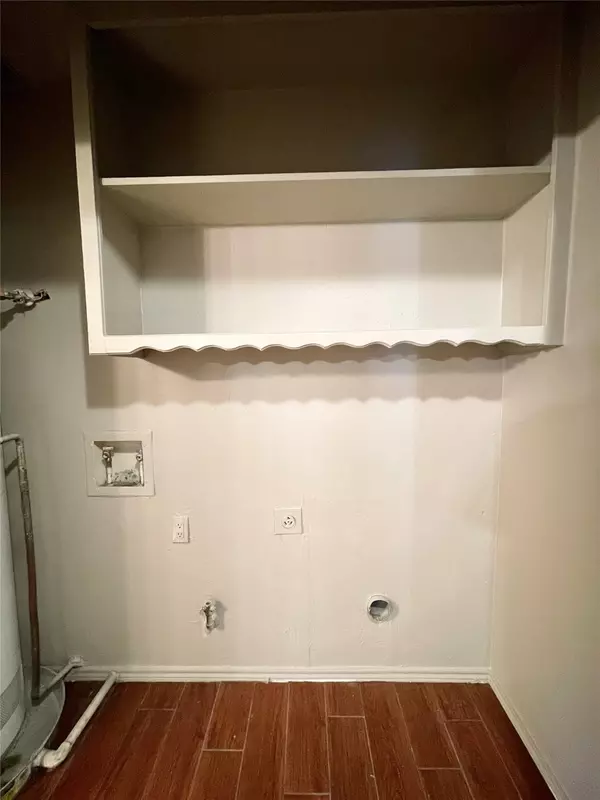 Dallas, TX 75248,15826 El Estado DR