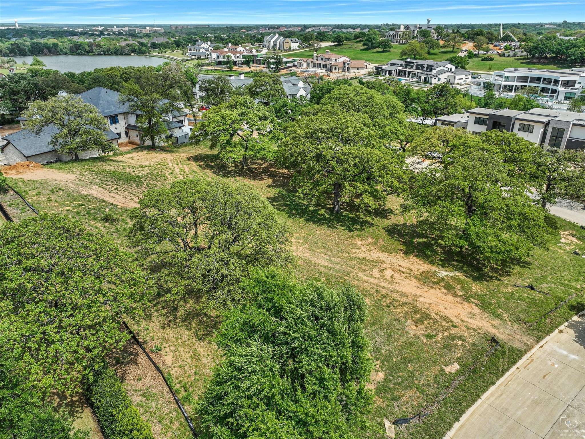 Westlake, TX 76262,1900 Lakeshore DR
