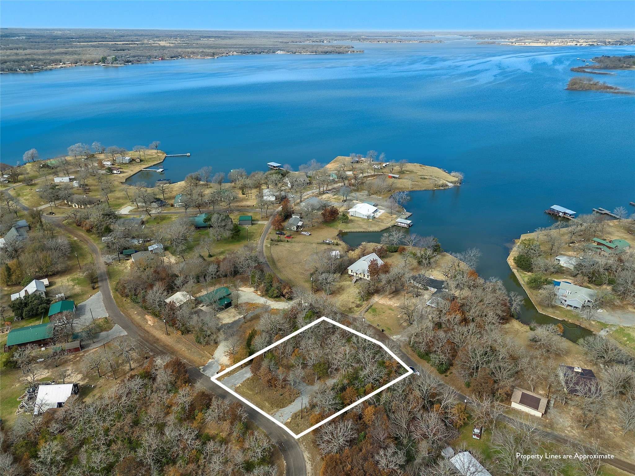 207 LCR 911, Jewett, TX 75846