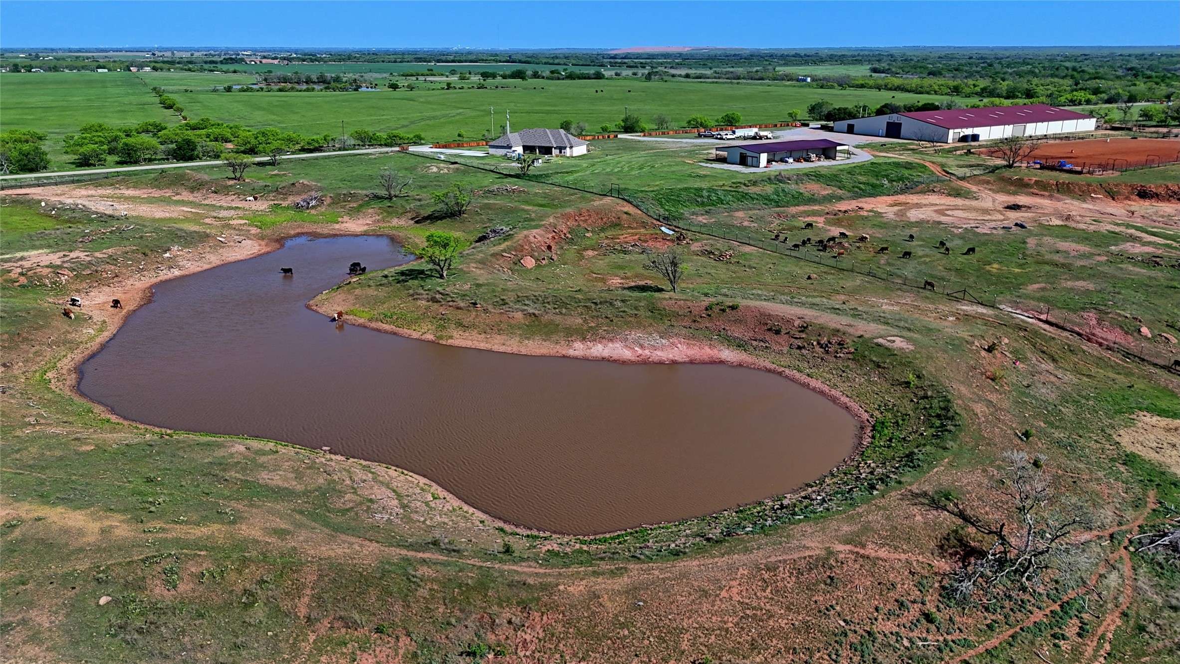 2610 Weetu RD, Iowa Park, TX 76367