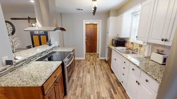 Brady, TX 76825,102 Parkview DR