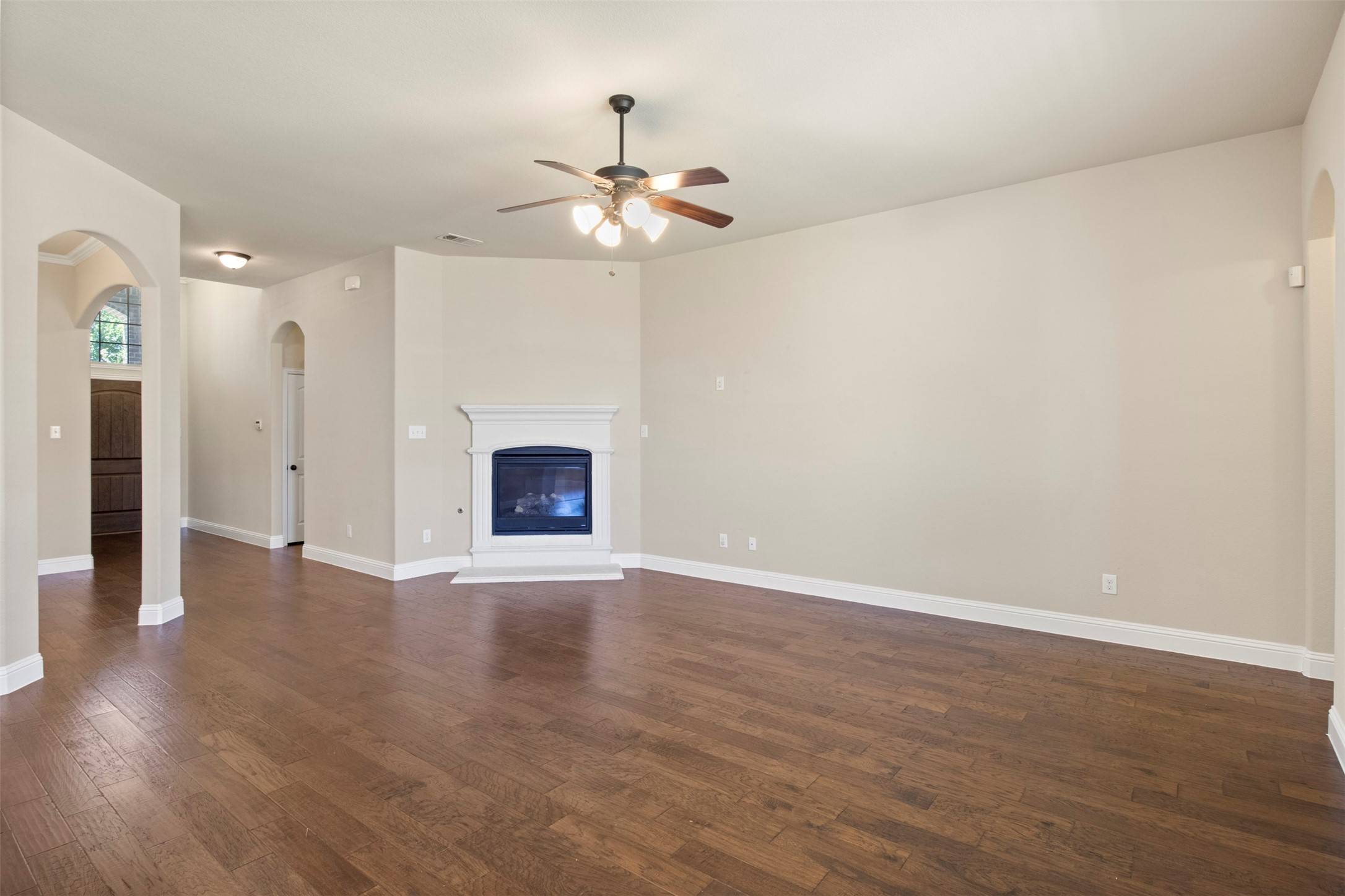 Forney, TX 75126,248 Van Buren DR