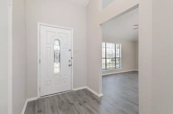 Allen, TX 75002,1304 Petunia DR