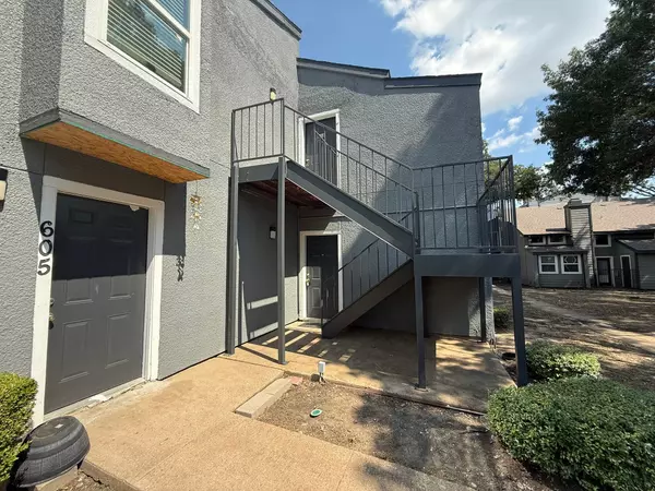 9696 Walnut #606, Dallas, TX 75243