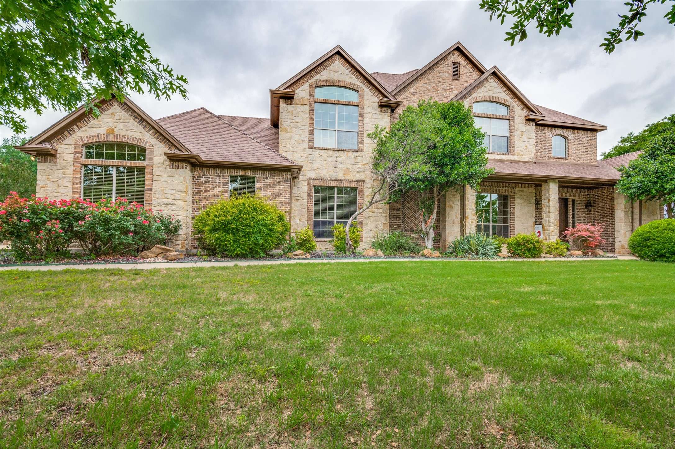 3601 Plum Creek CT, Midlothian, TX 76065