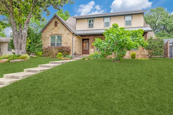 Dallas, TX 75214,6451 Vanderbilt AVE