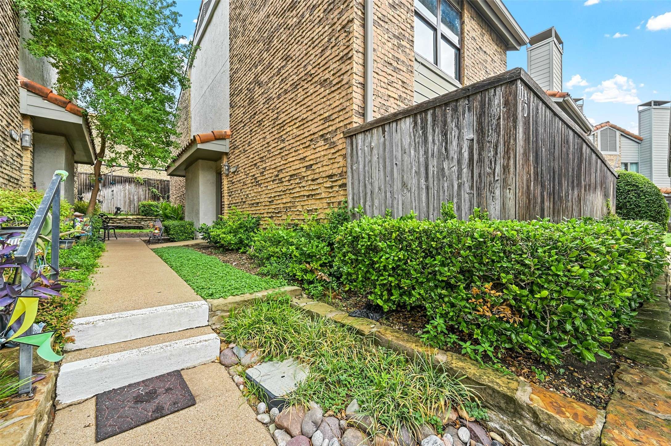 Farmers Branch, TX 75234,14800 Enterprise DR #11D