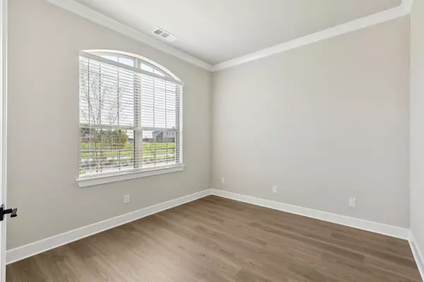 Mesquite, TX 75126,9332 Crimson Sweet