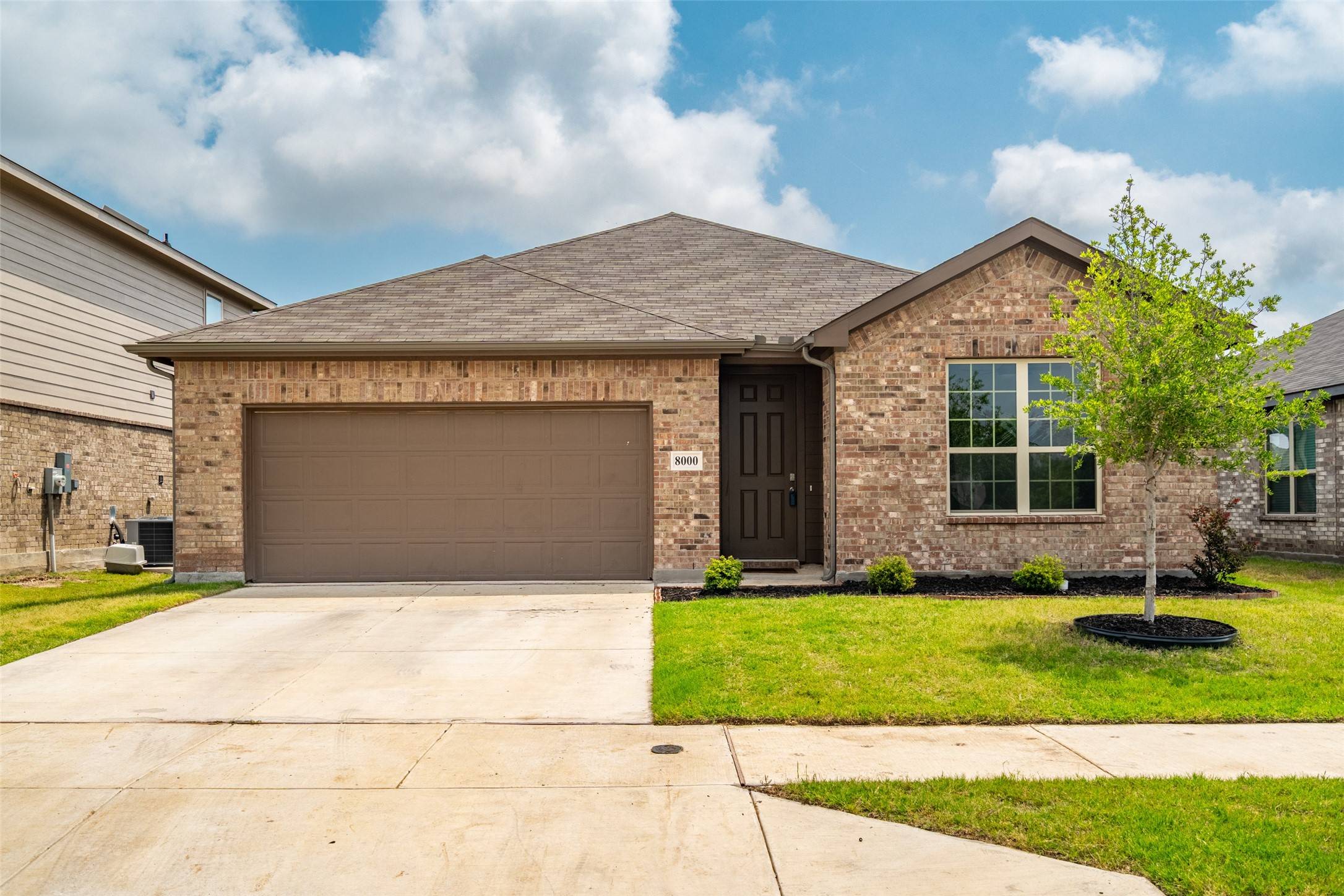 8000 Schooner DR, Fort Worth, TX 76179
