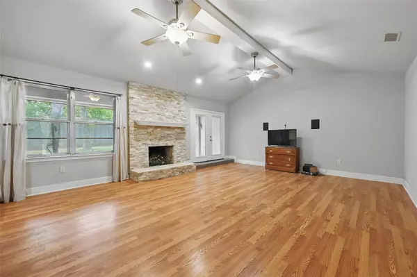 Arlington, TX 76016,5608 Trail Lake DR