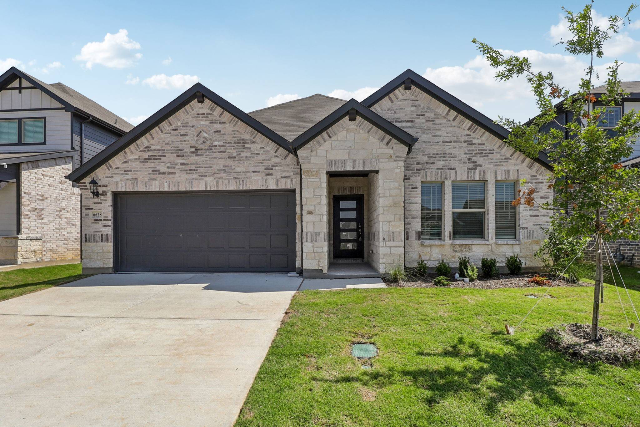 6628 Stone Elm LN, Fort Worth, TX 76036