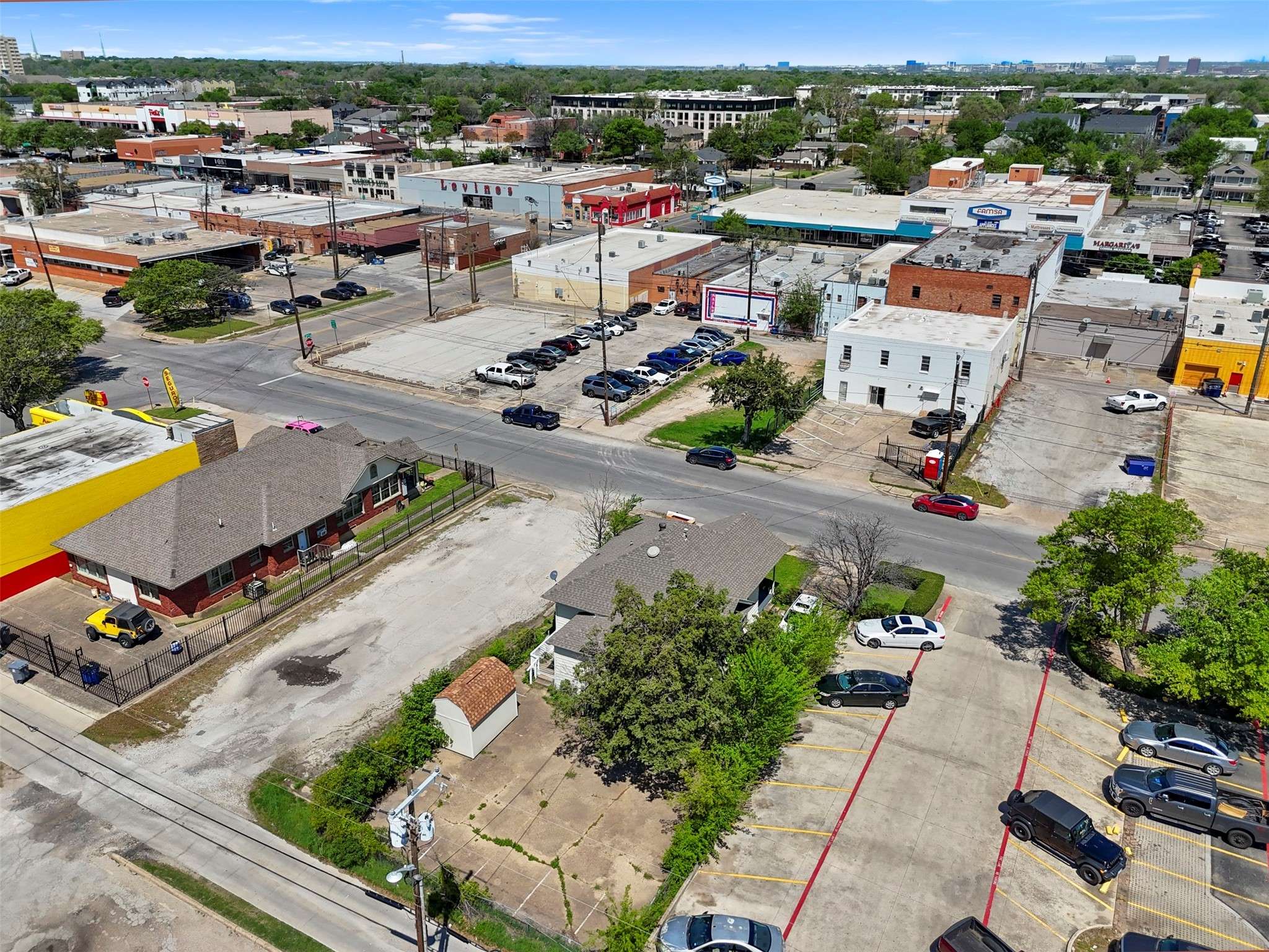 424 CENTRE ST, Dallas, TX 75208