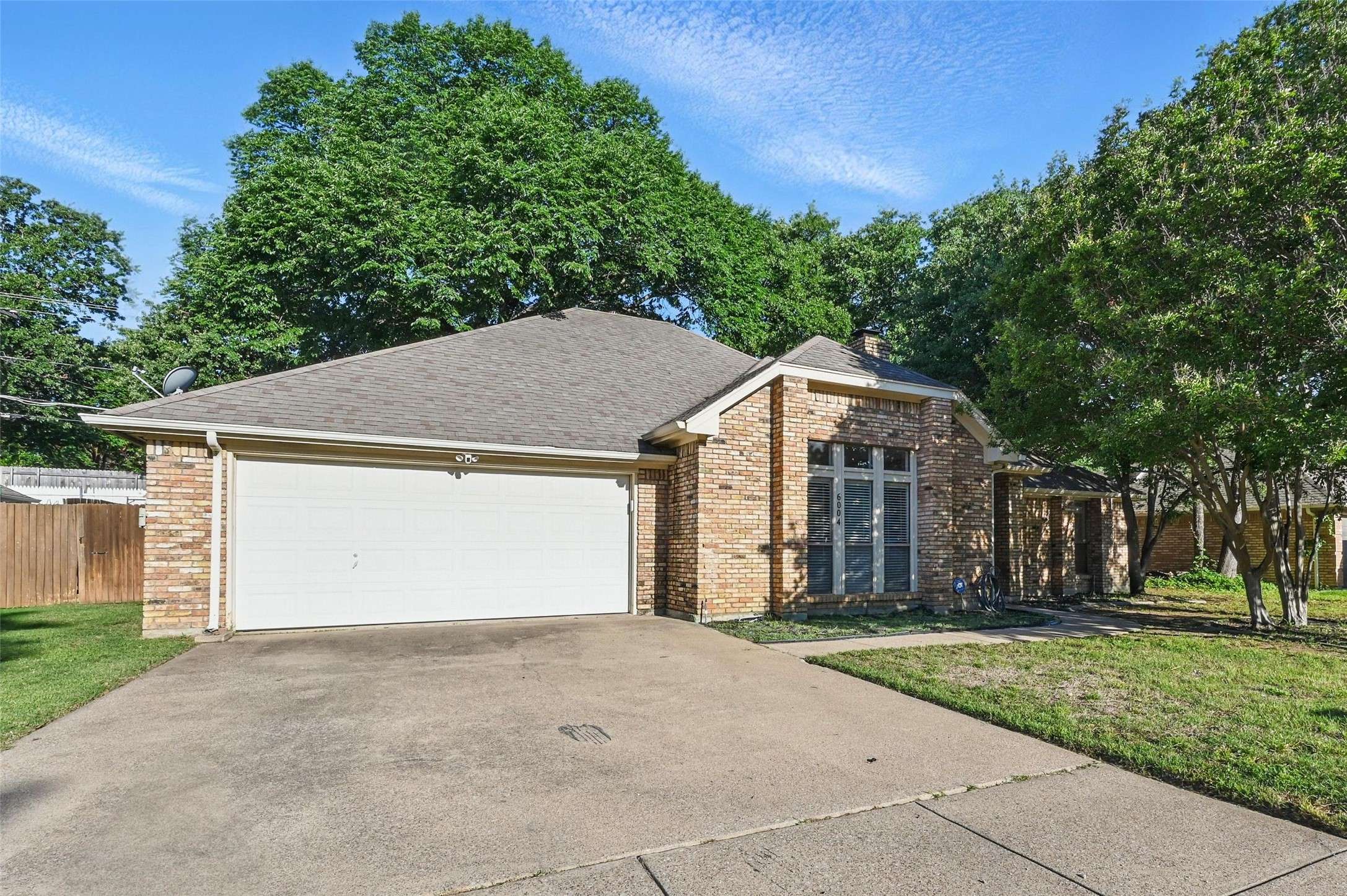 6004 Green Forest CT, Arlington, TX 76001