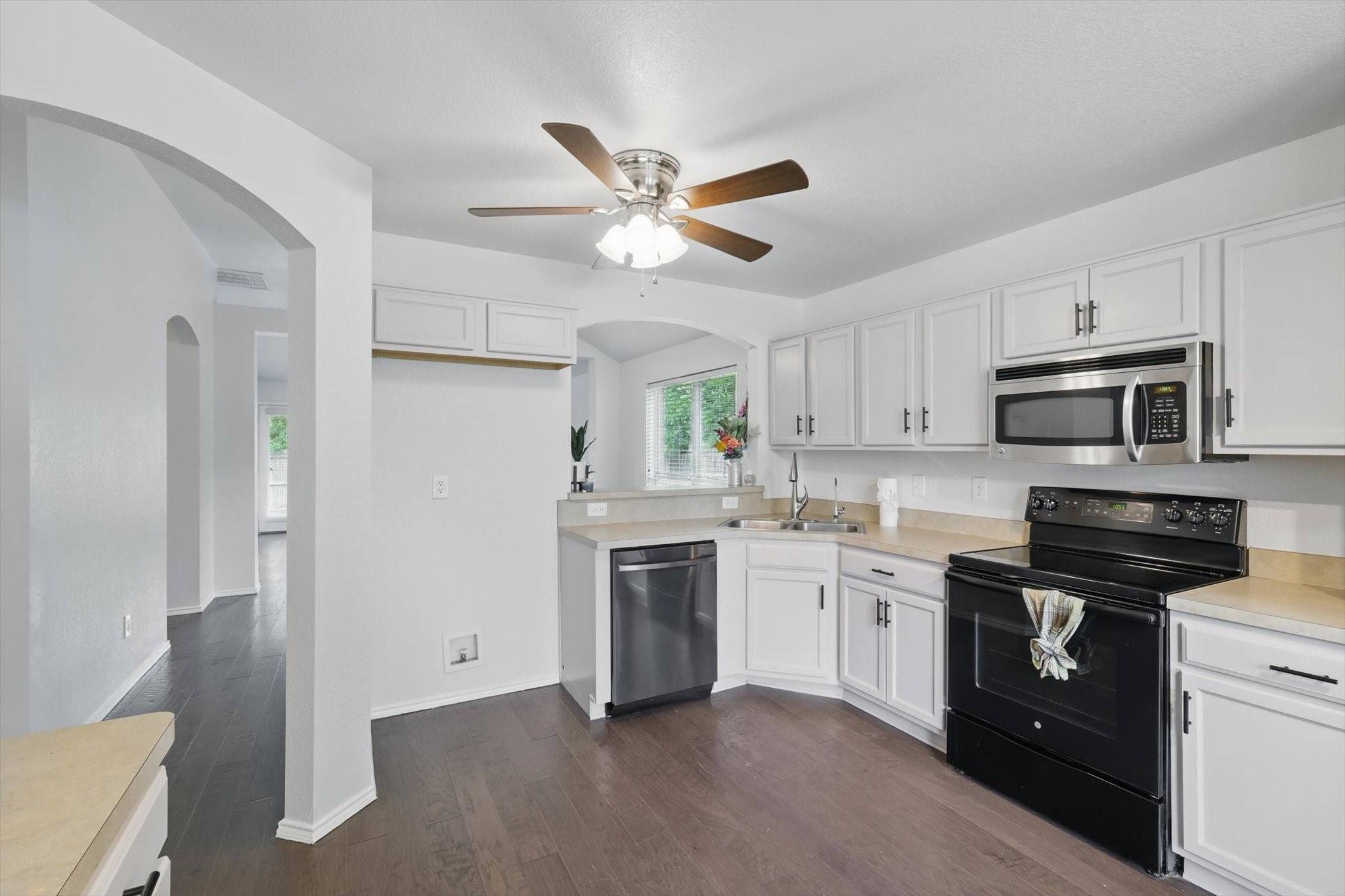 Rhome, TX 76078,400 Stirling RD