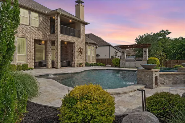 Prosper, TX 75078,961 Cliff Creek DR