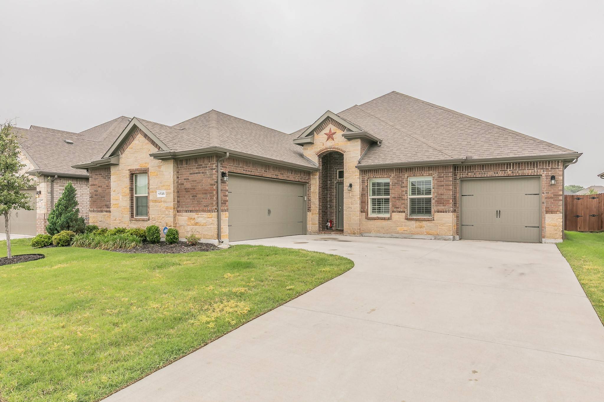 1725 Bellatrix DR, Haslet, TX 76052