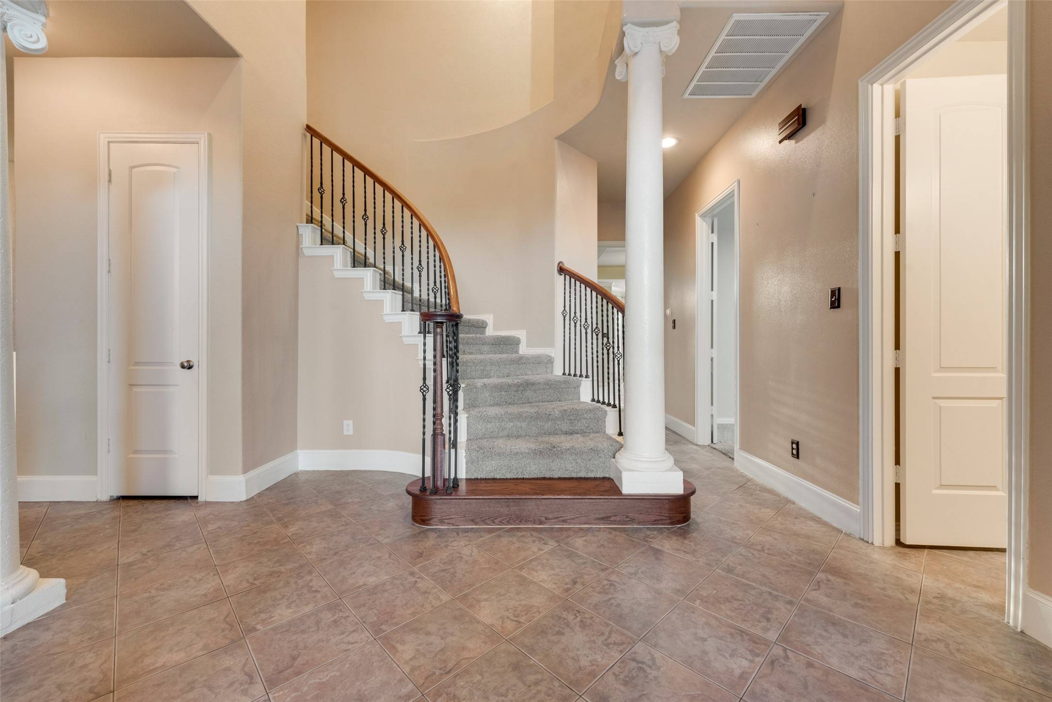 Burleson, TX 76028,132 Silver Rose BLVD