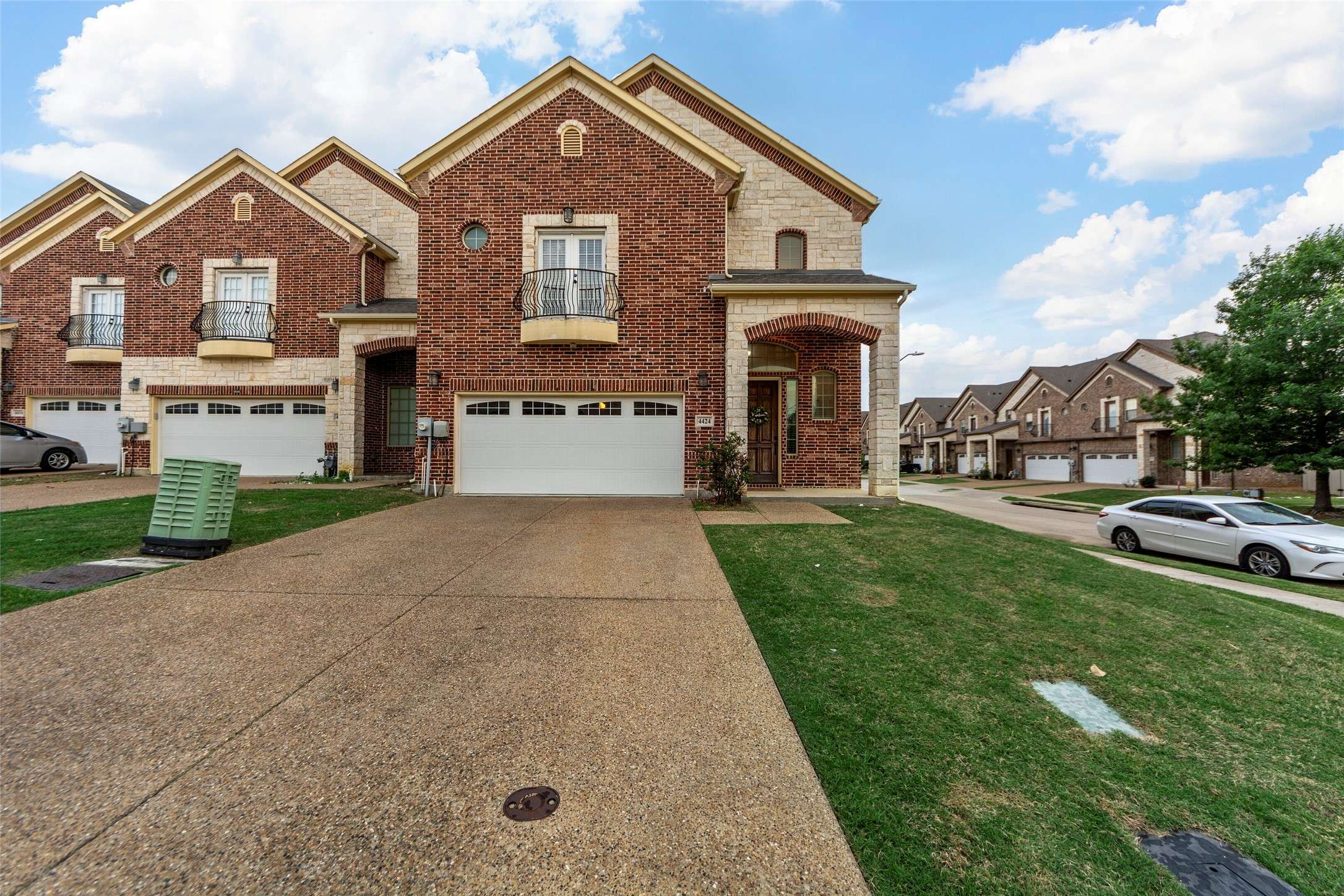 4424 Kennedy CT, Irving, TX 75061