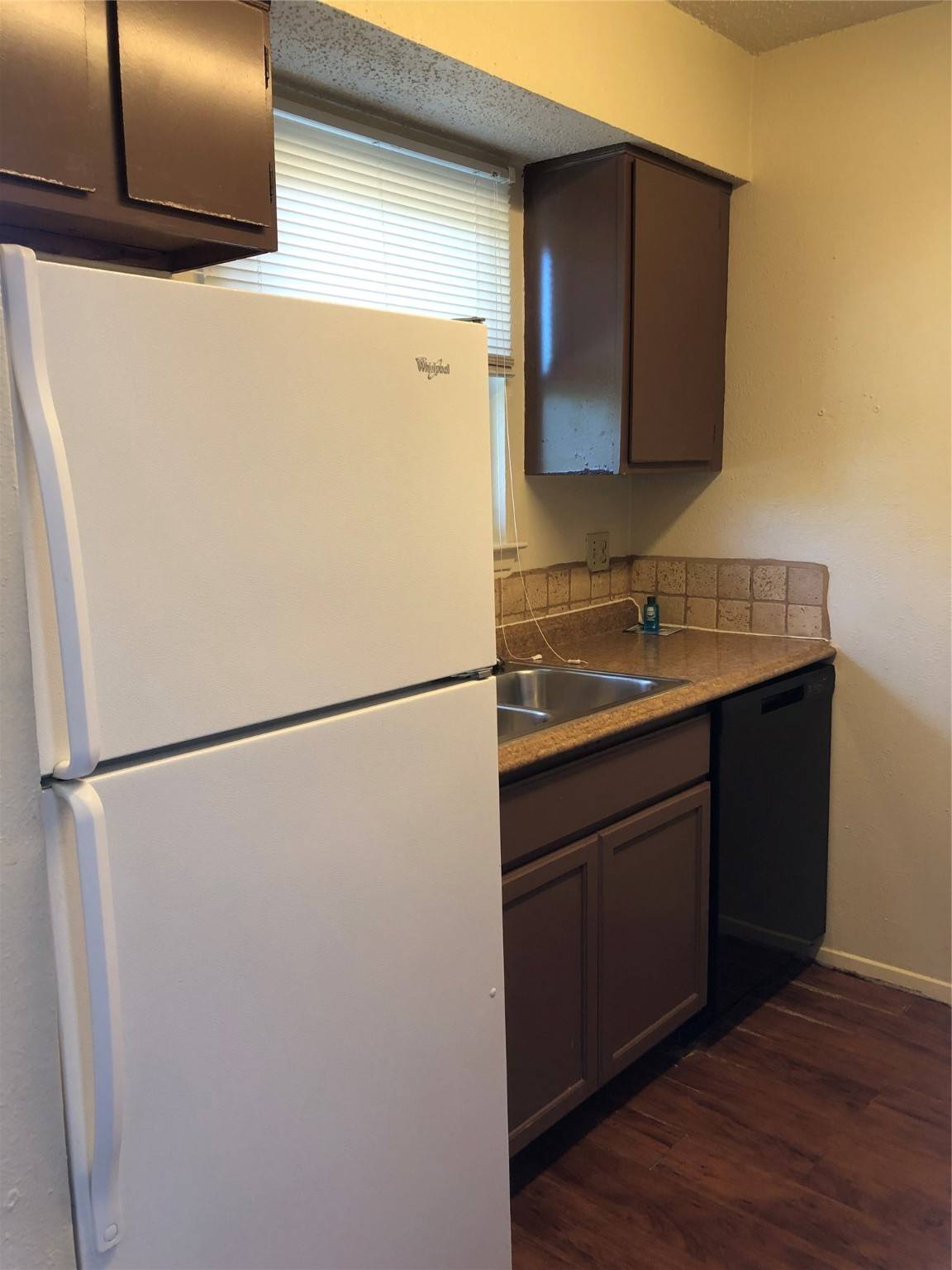 Denton, TX 76201,410 Bryan ST #14