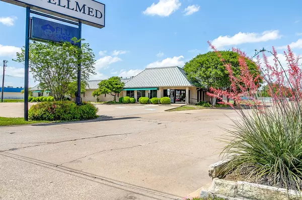 434 Wilshire BLVD, Burleson, TX 76028