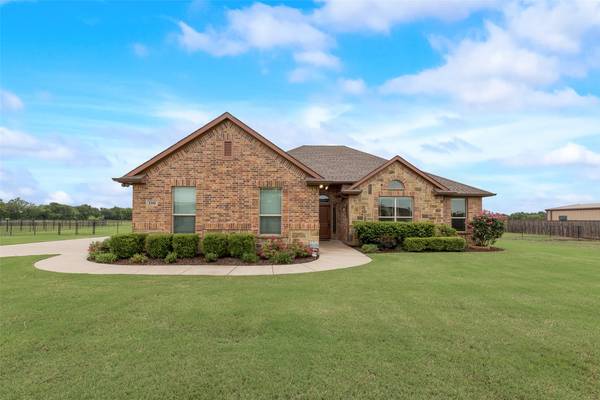 116 Skyview CT, Caddo Mills, TX 75135