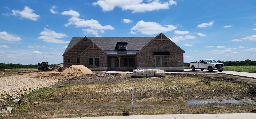 305 Cobb RD, Leonard, TX 75452