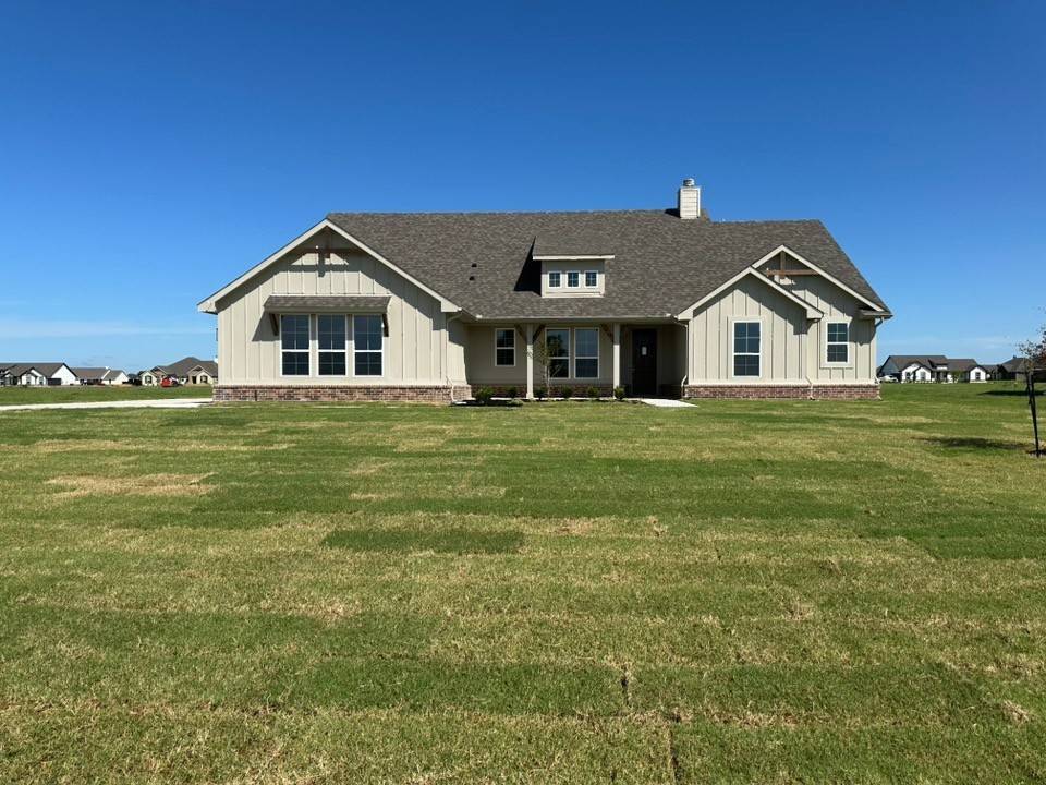 2471 Blackjack Oak RD, Oak Ridge, TX 75161