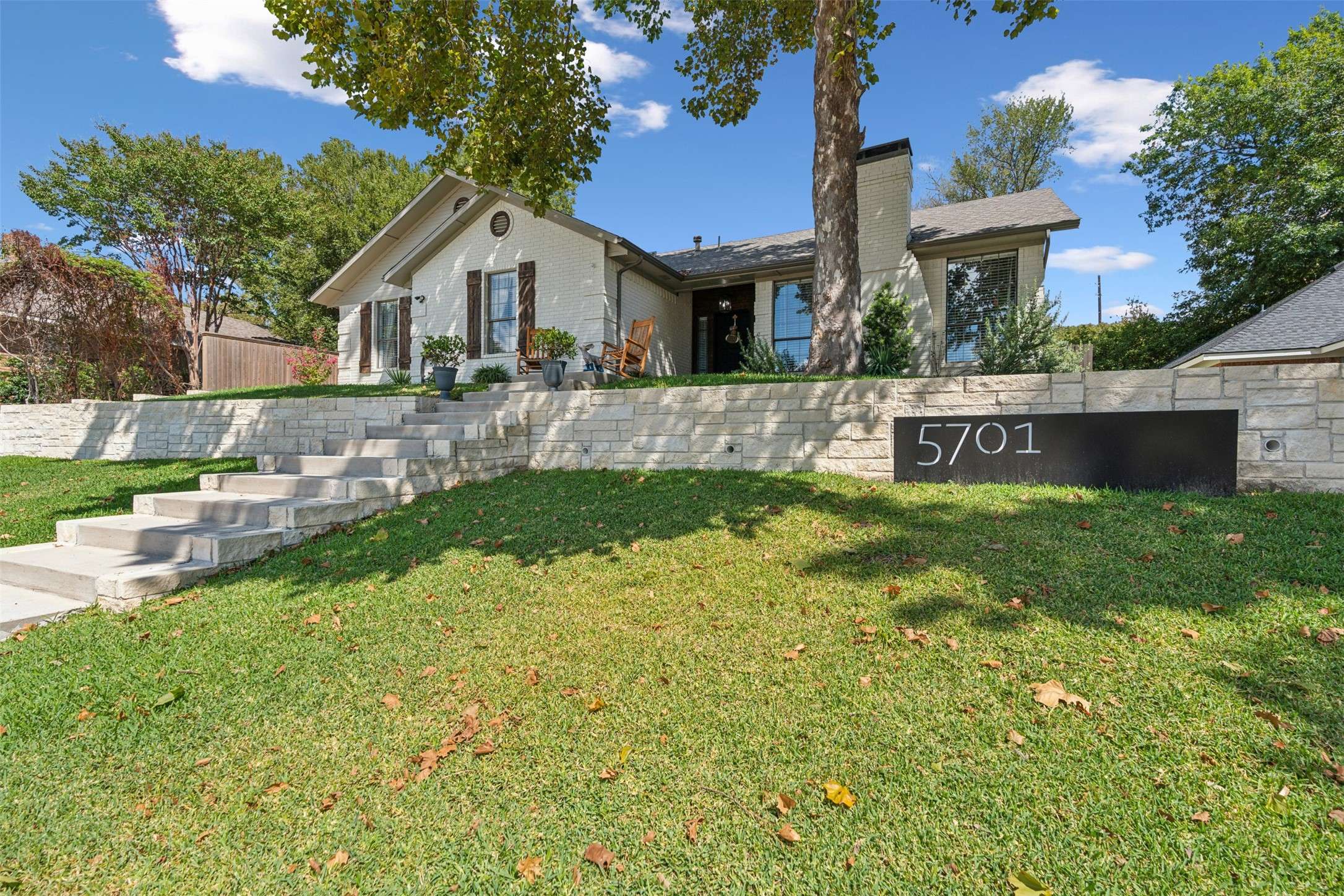 5701 Yacht Club DR, Rockwall, TX 75032