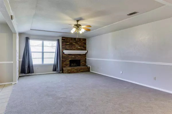 North Richland Hills, TX 76182,7020 Stonybrooke DR