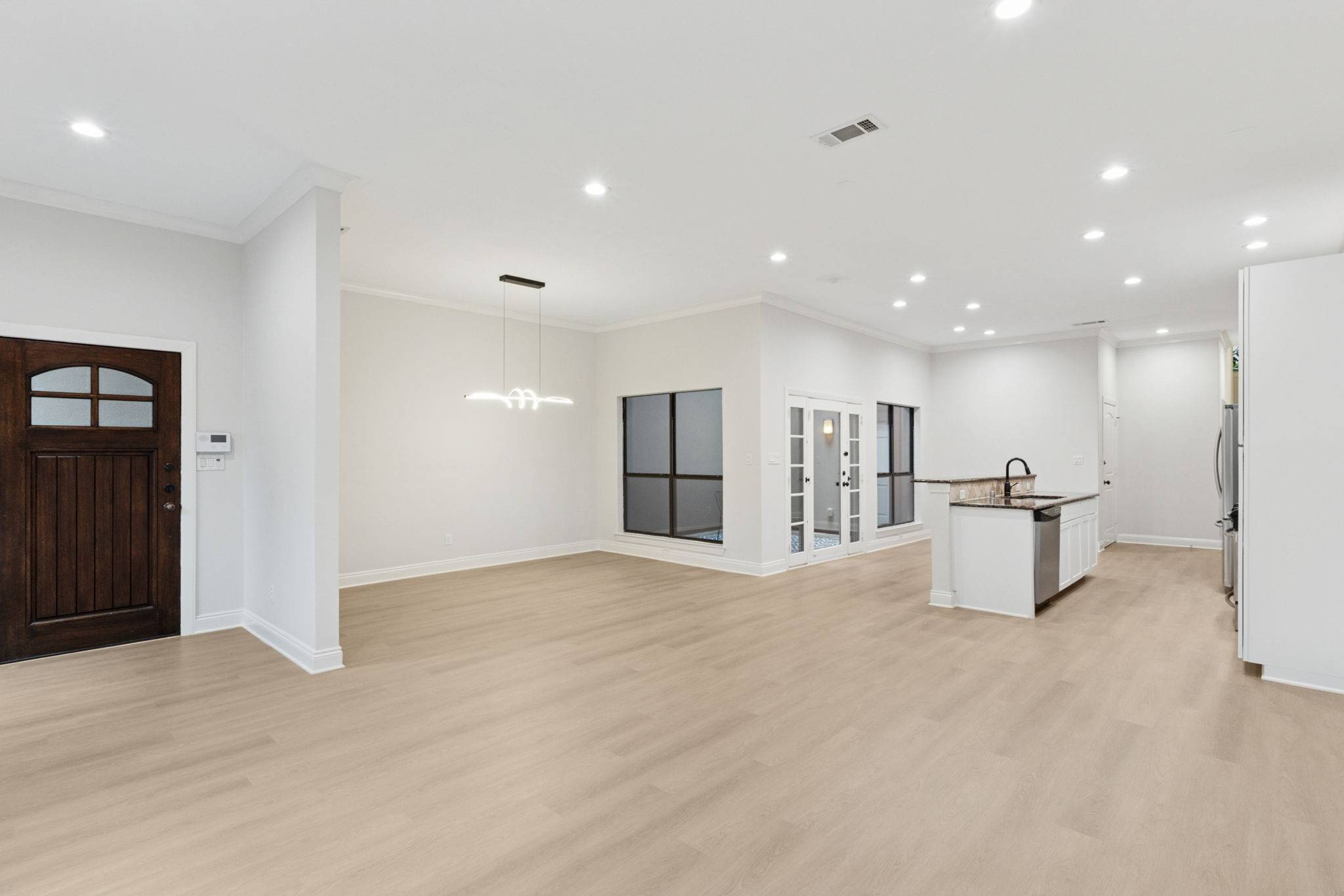 Dallas, TX 75204,3607 Bryan ST