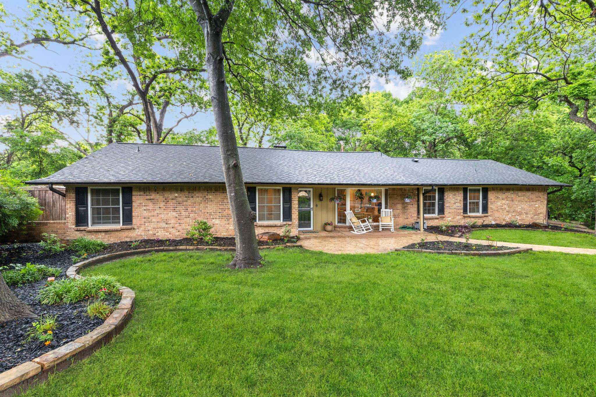 8 Eastlane PL, Plano, TX 75074