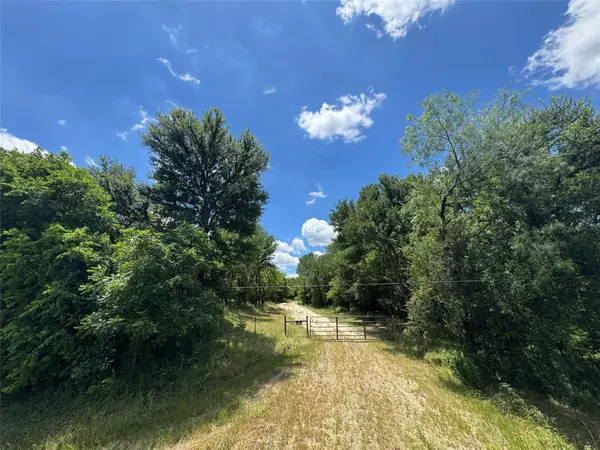 Richland, TX 76681,14414 S Interstate 45 W #S