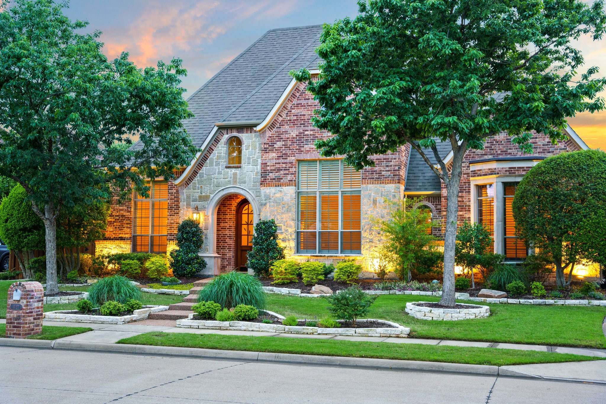 1727 Lantana LN, Frisco, TX 75033