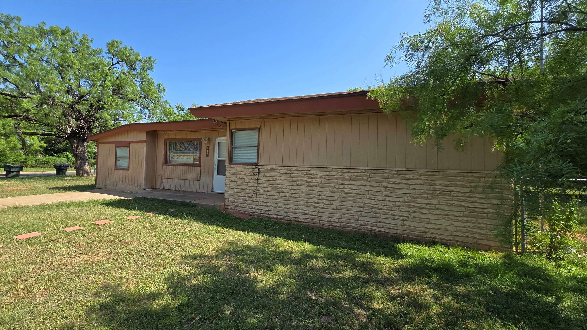 897 Sunset DR, Abilene, TX 79605