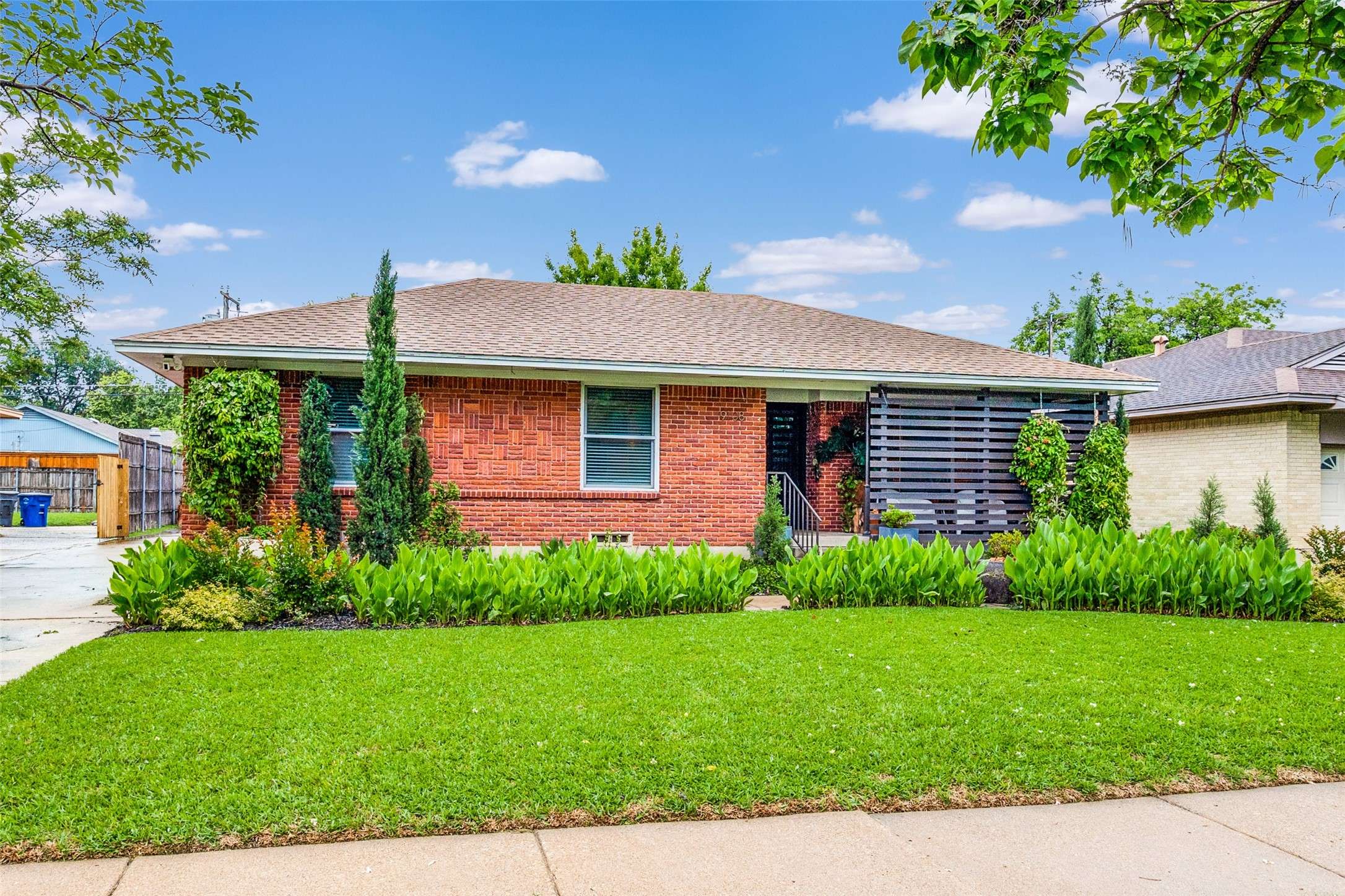 Dallas, TX 75228,9108 Sorrento ST