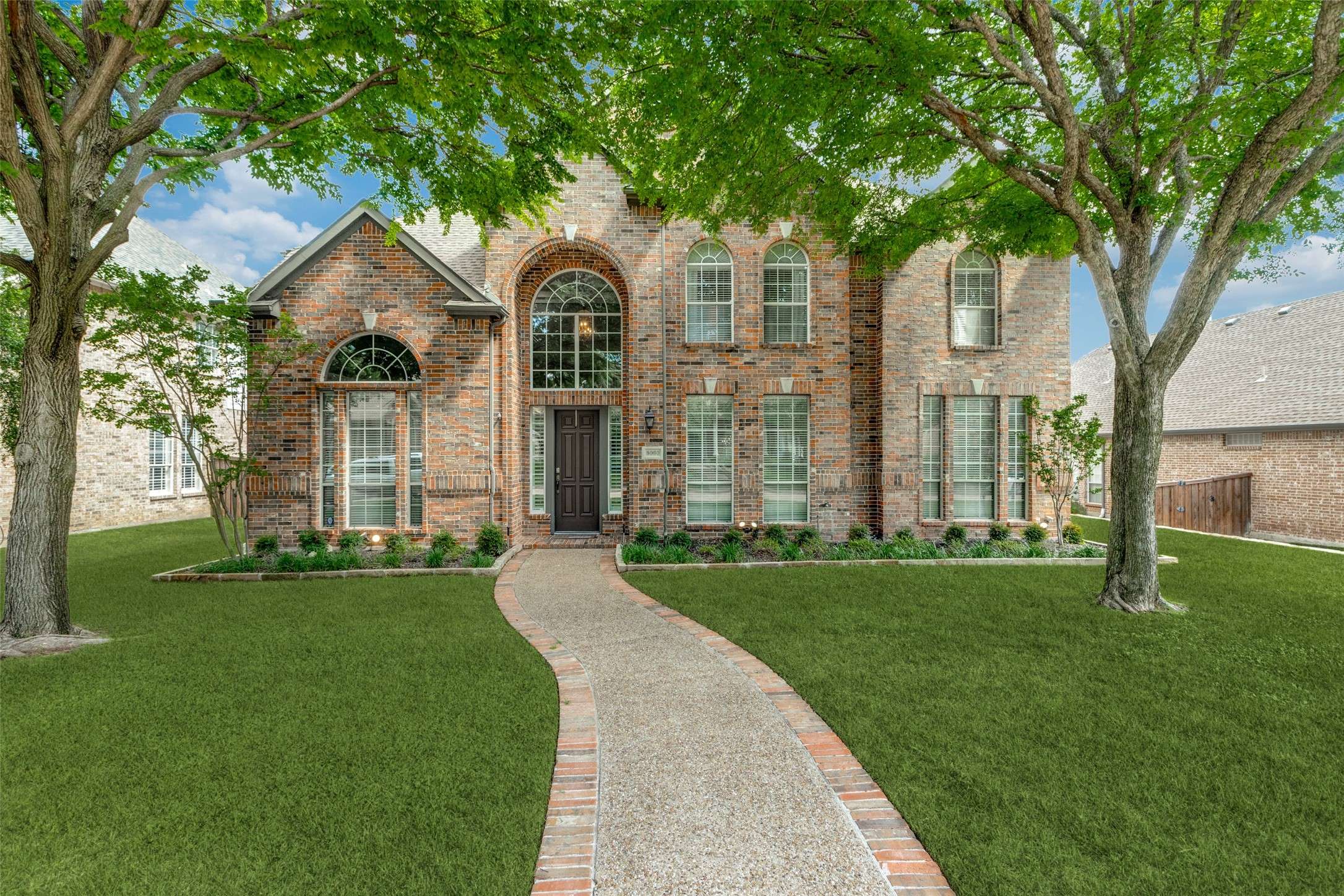 5060 Loma Alta DR, Frisco, TX 75034