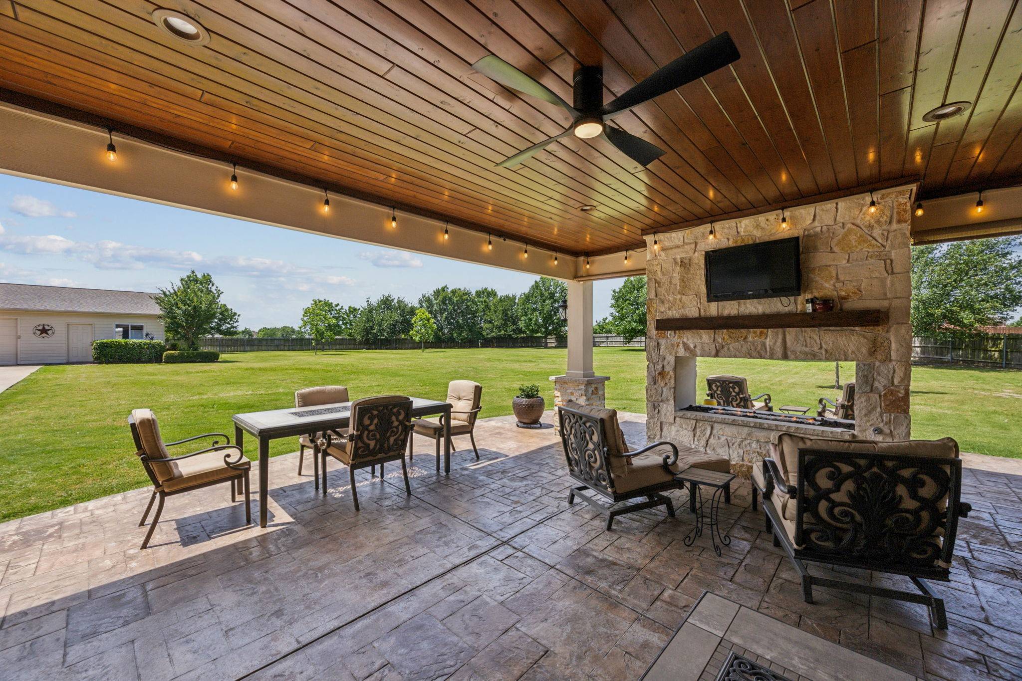 Allen, TX 75002,1702 Travis CT