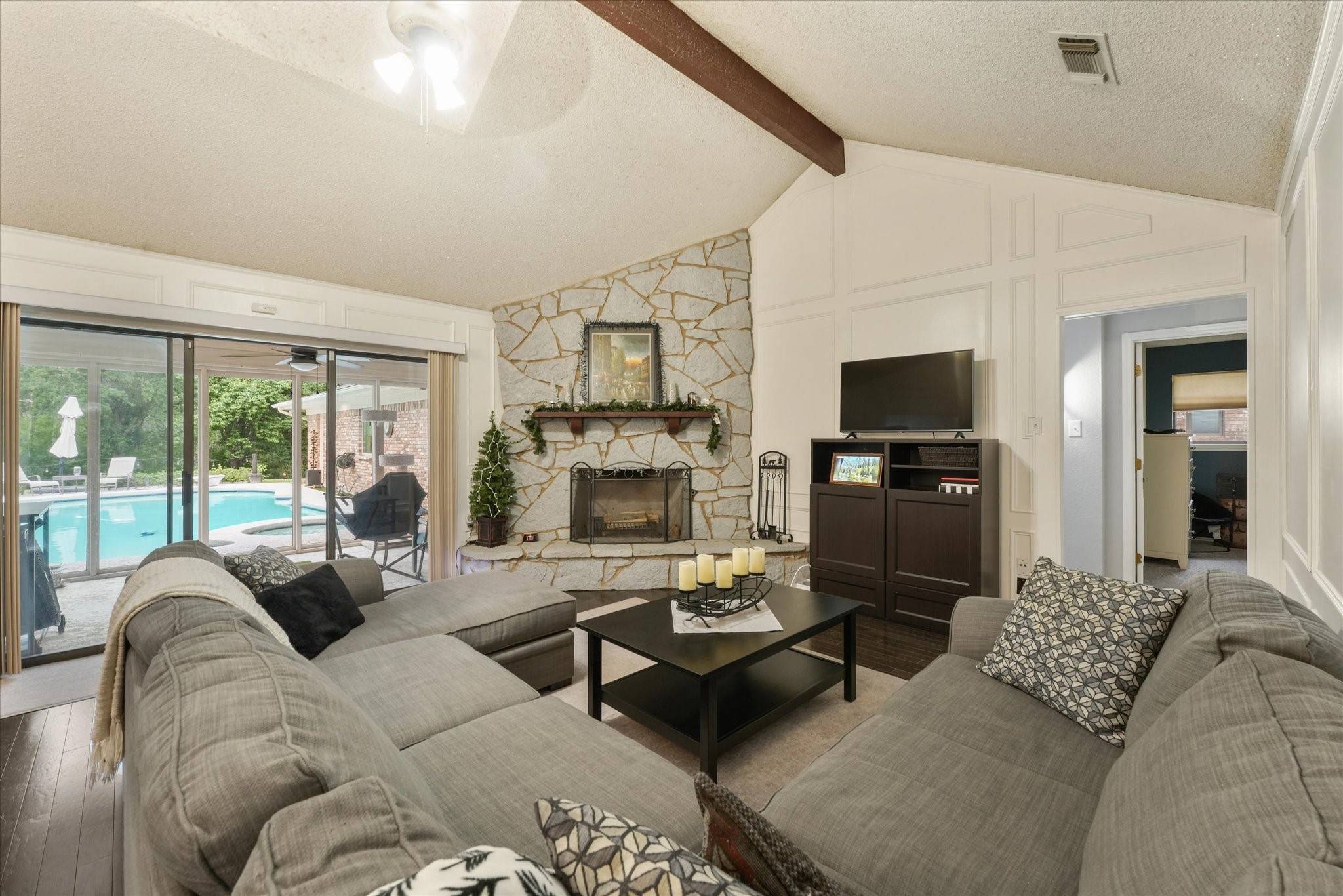 Arlington, TX 76012,2004 Lake Country DR